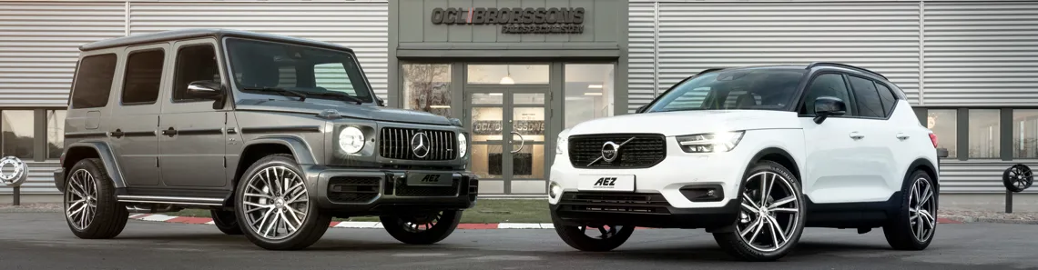 Mercedes G Klass Med AEZ Panama Dark Och Volvo XC40 Med AEZ North Dark