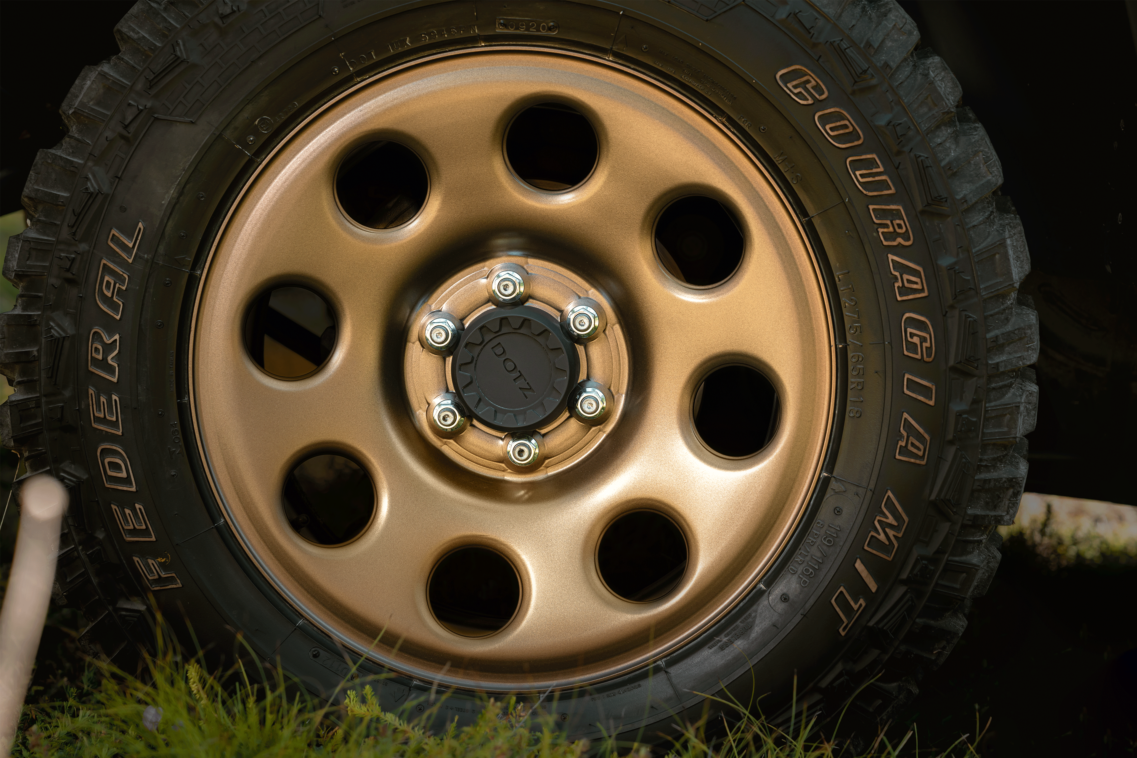 Gallerie Outland Bronze 5