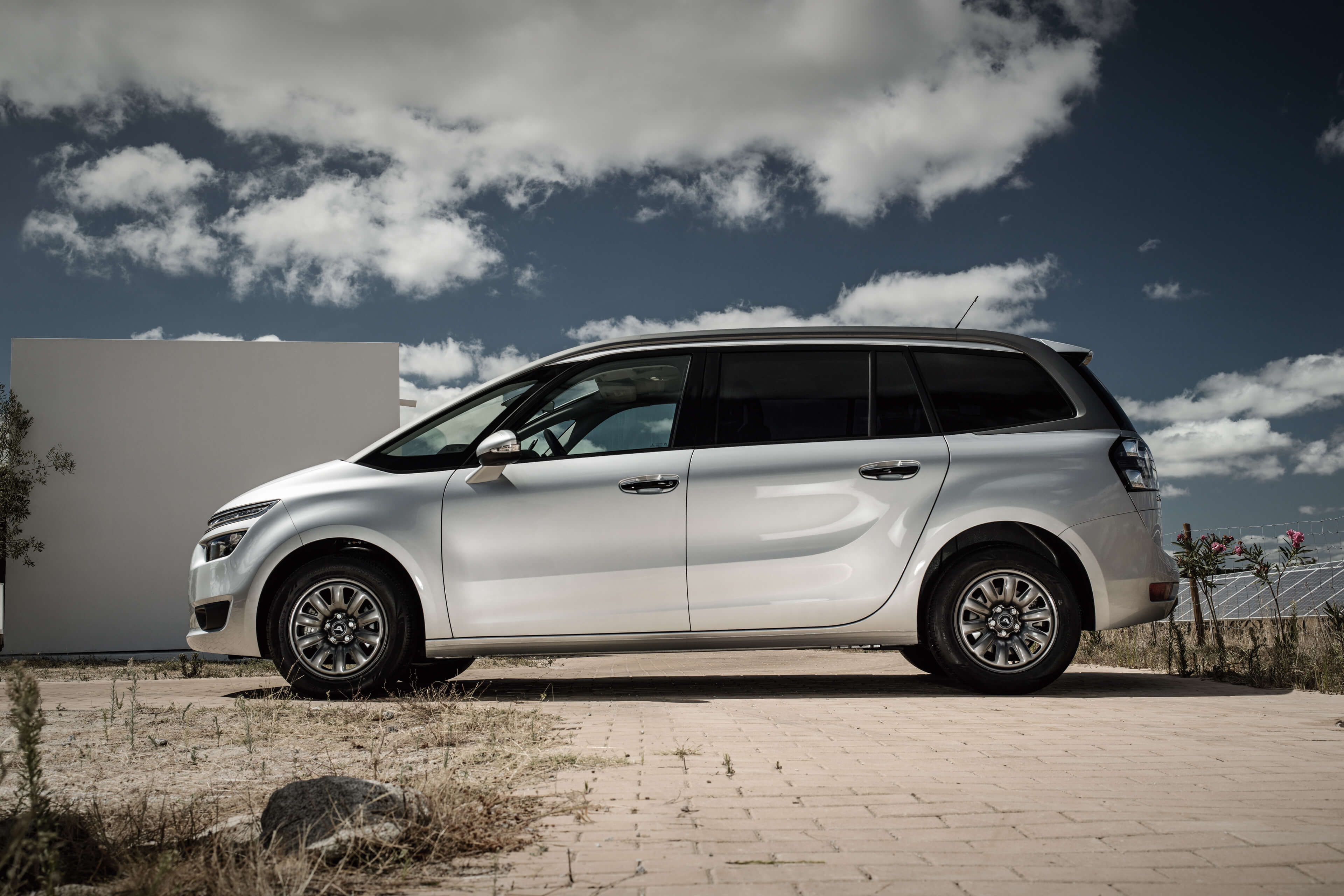 ALCAR hybrid wheel 01 grey Citroen side