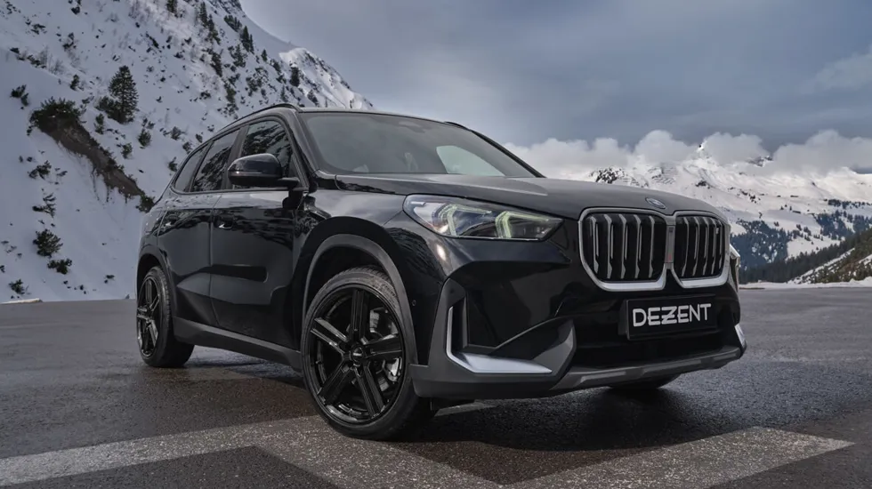 DEZENT KE Black Mercedes V Imagepic04