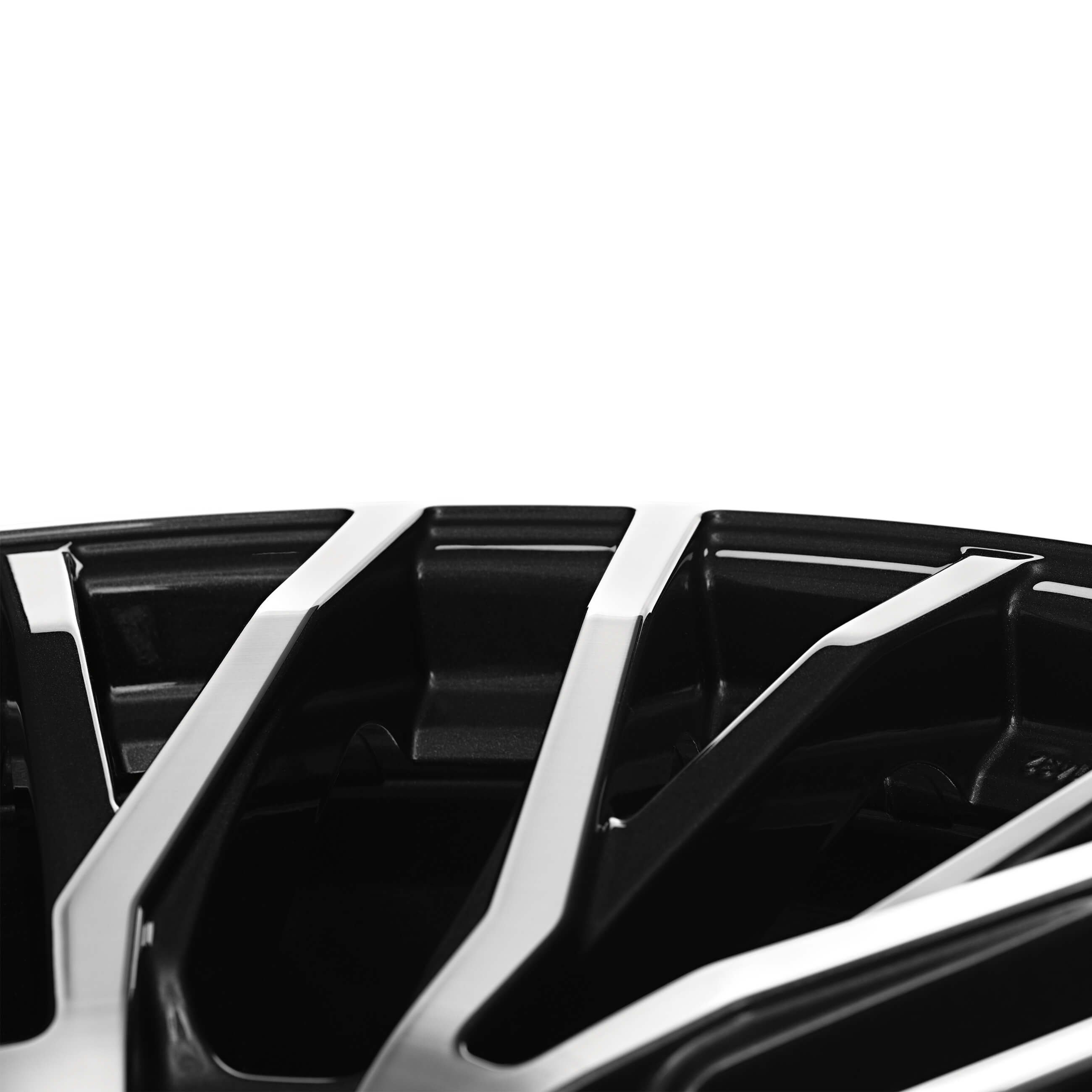 AEZ Panama dark Alufelge Detail cross-spoke ALCAR