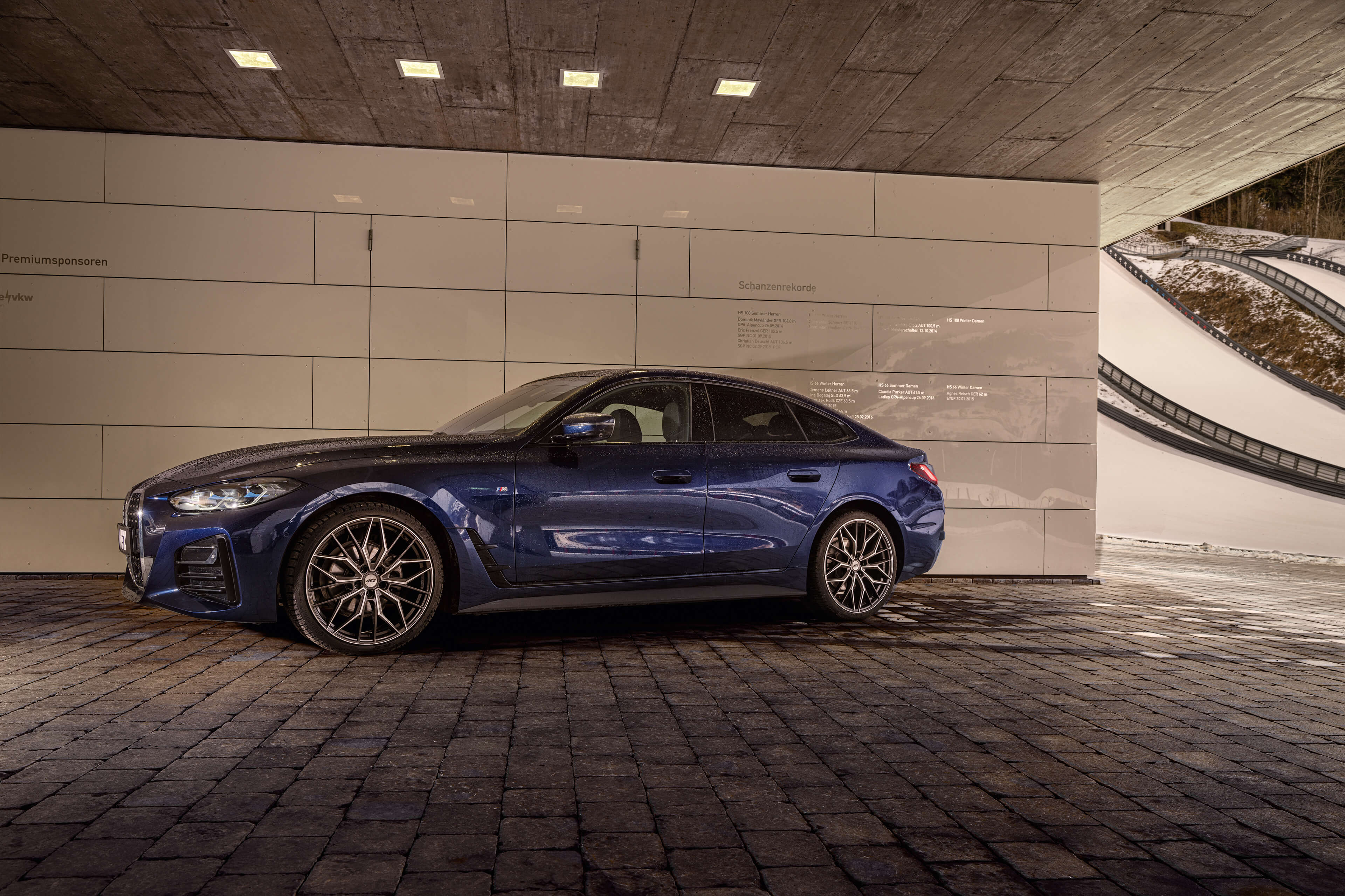 AEZ Porto dark BMW4 Coupe Frontal